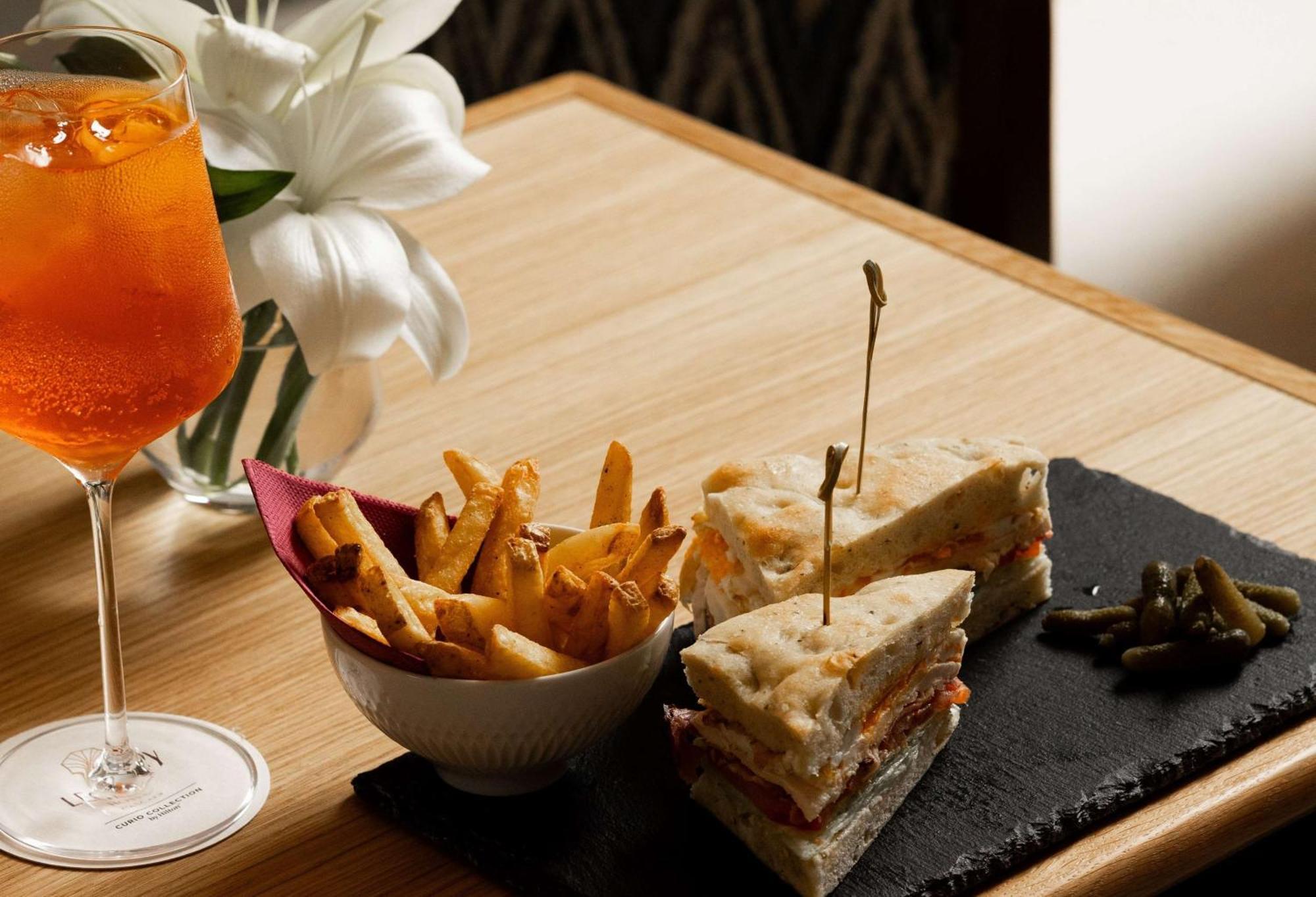Legacy Hotel Cascais, Curio Collection By Hilton מראה חיצוני תמונה